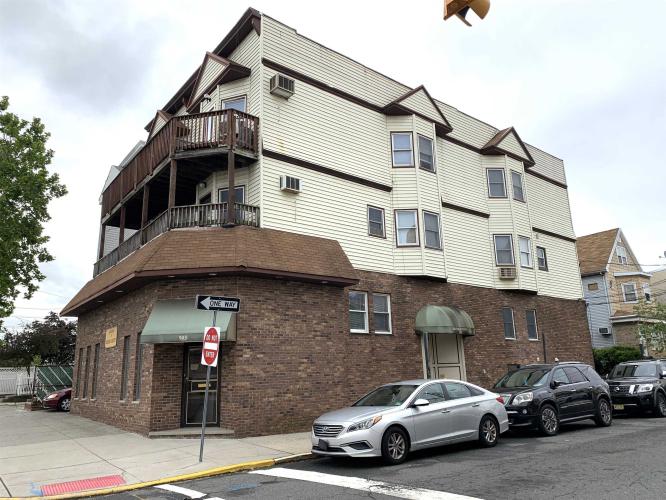 Photo of 116 West 19th Street, Bayonne NJ