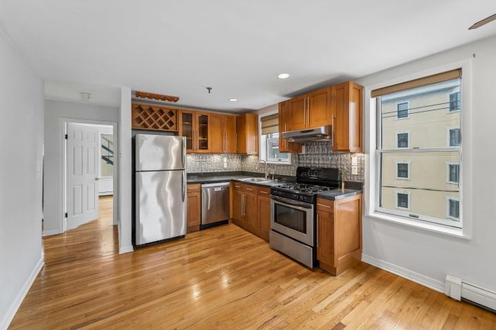 Photo of 369 1st Street 3, Hoboken NJ