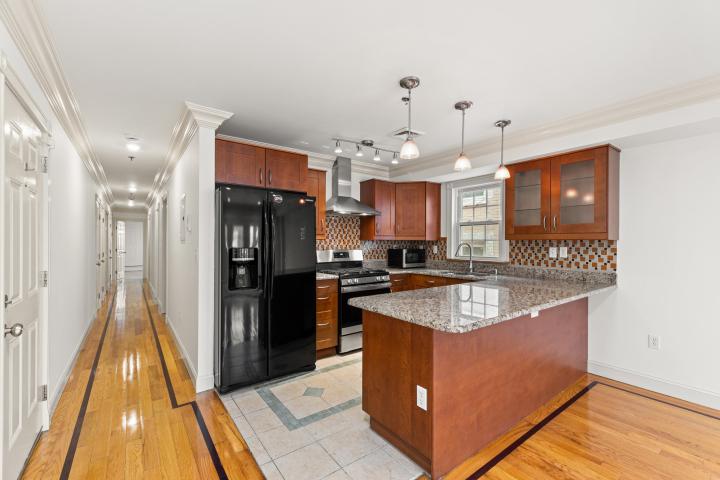 Photo of 317 11th Street 2