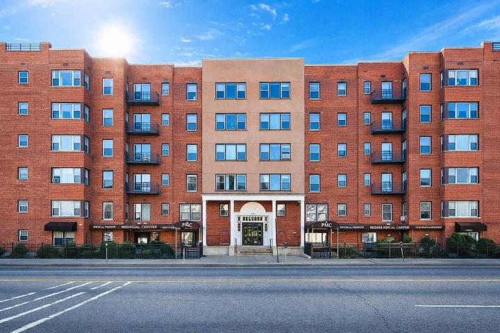 Photo of 2520 Kennedy Boulevard 4h