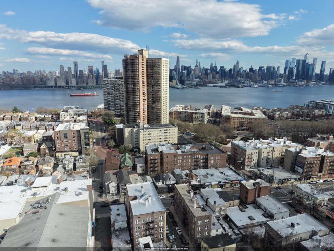 Photo of 103-105 Westover Pl 3, West New York NJ