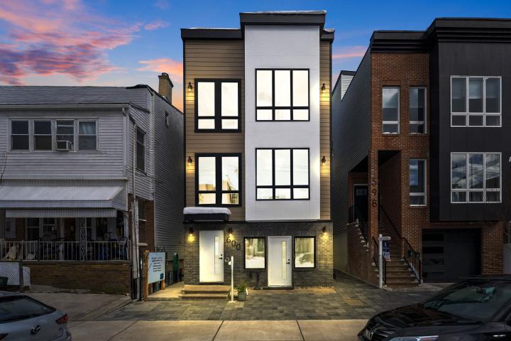 Photo of 600 Bramhall Avenue