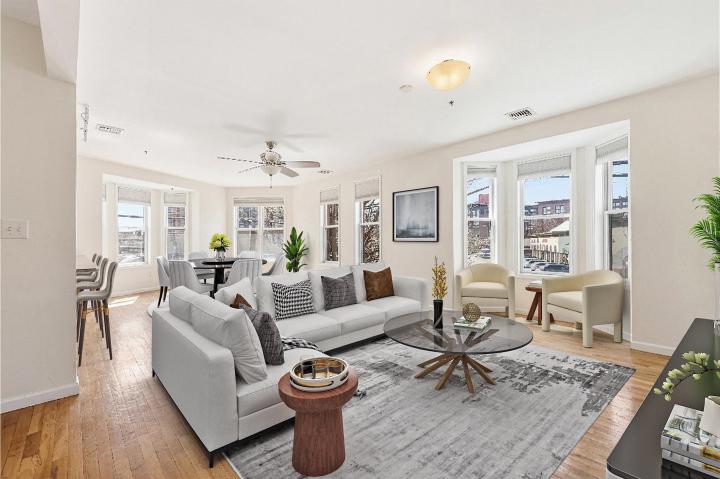 Photo of 380 Newark Street 2d