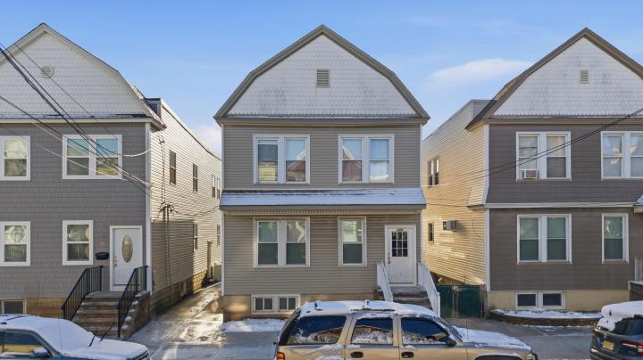 Photo of 124 West 14th Street