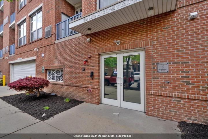 Photo of 3 Greenwich Drive 85, Jersey City West Bergen NJ