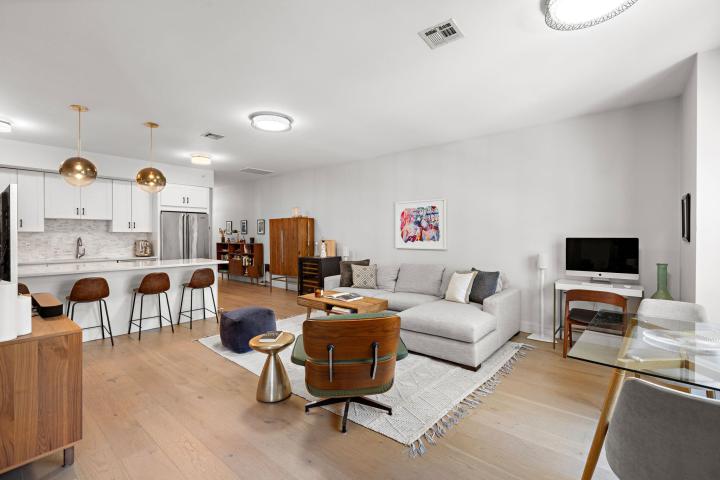 Photo of 52 Sherman Avenue 3
