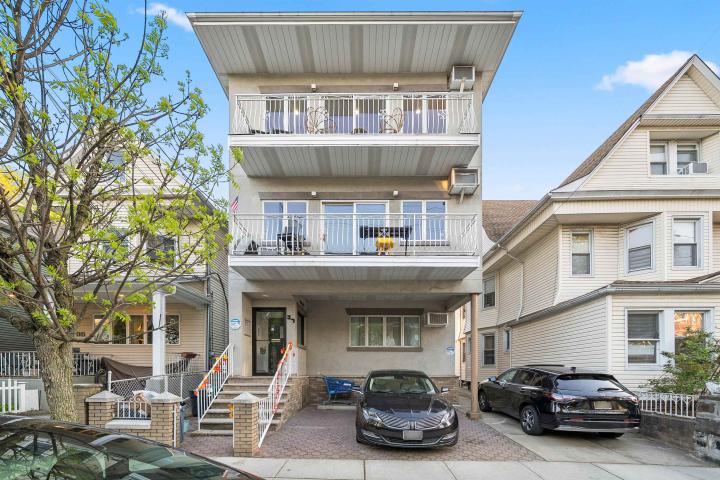 Photo of 37 47th Street