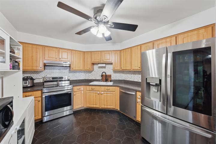 Photo of 1508 Harmon Cove Tower 1508, Secaucus NJ