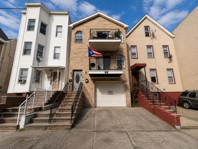 Photo of 88 Brown Pl