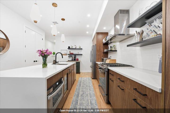 Photo of 337 Palisade Avenue 1