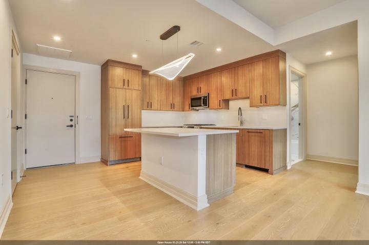 Photo of 921 Madison Street 309