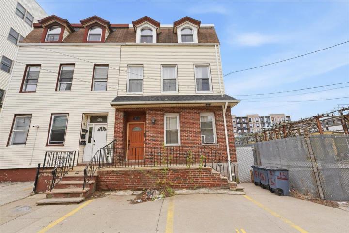 Photo of 151 Culver Avenue