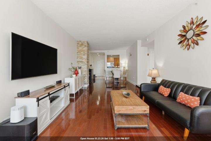 Photo of 311 Washington Street 6c