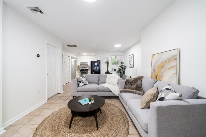 Photo of 277 3rd Street 1