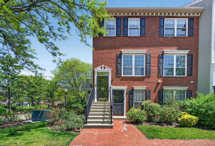 Photo of 1 Cypress Street, Jersey City West Bergen NJ