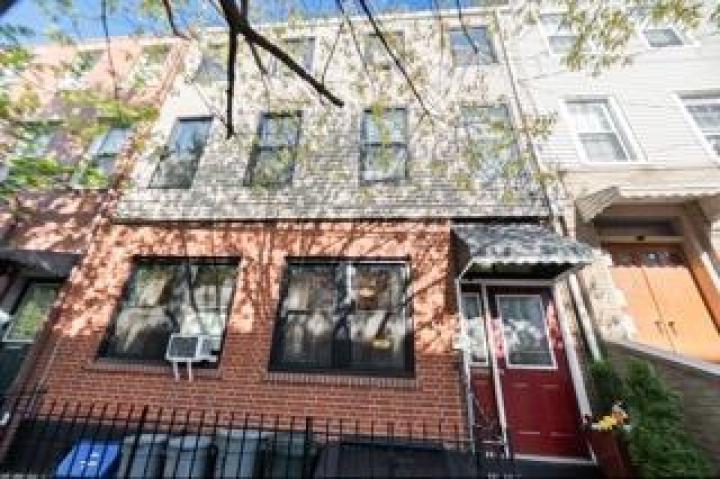 Photo of 226 Brunswick Street