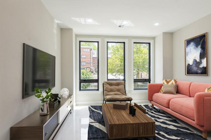 Photo of 221 Columbia Avenue 2