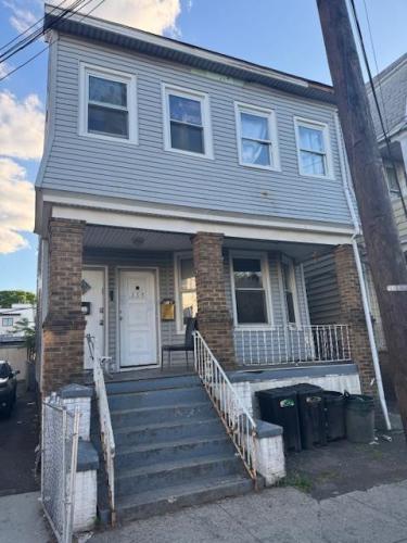 Photo of 119 Woodlawn Avenue