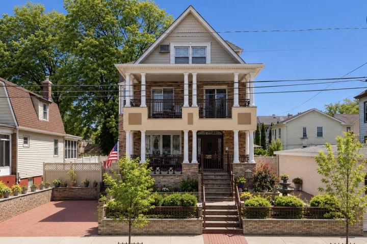 Photo of 12 East 3rd Street, Bayonne NJ