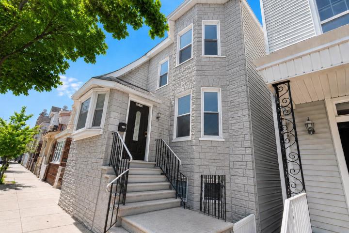 Photo of 6119 Tyler Pl, West New York NJ