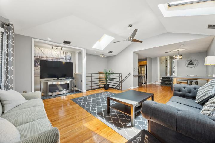 Photo of 242 Baldwin Avenue 2
