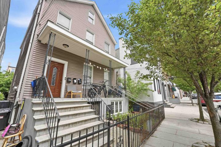 Photo of 514 42nd Street