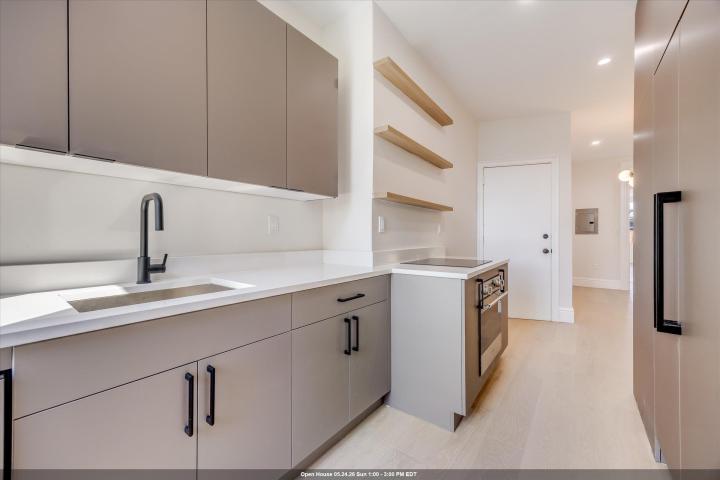 Photo of 147 New York Avenue 3l, Jersey City Heights NJ