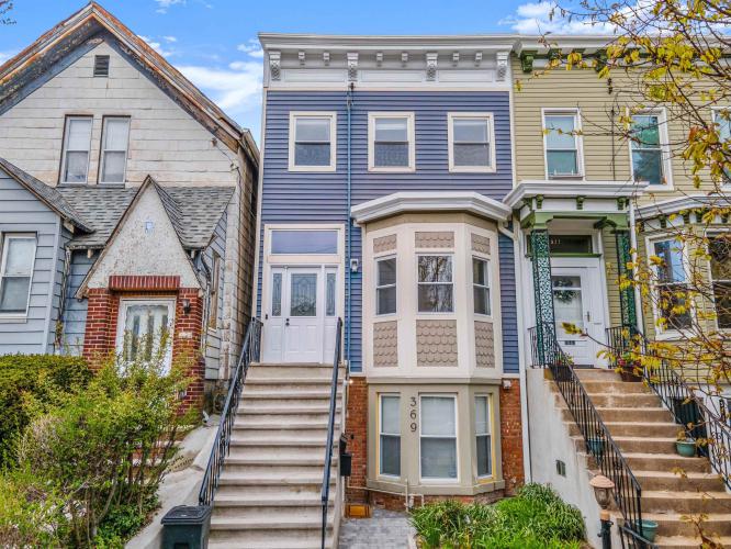 Photo of 369 Webster Avenue
