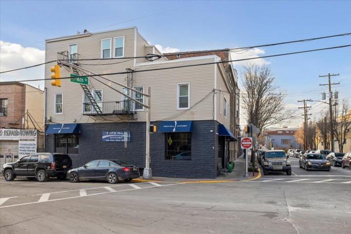 Photo of 201 16th Street