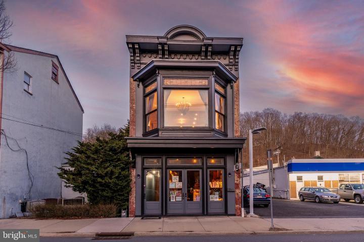 Photo of 12 N Main Street, Lambertville NJ