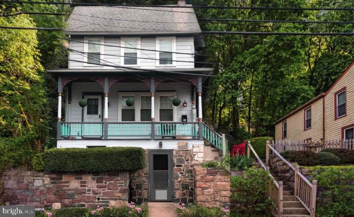 Photo of 132 S Main Street, Lambertville NJ