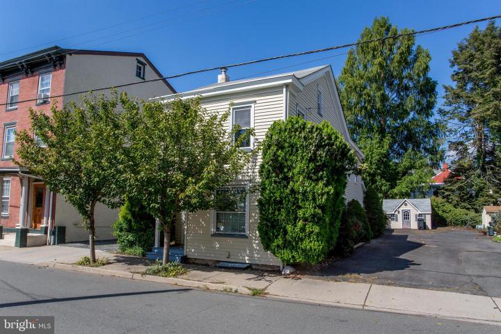 Photo of 46 Delevan Street, Lambertville NJ