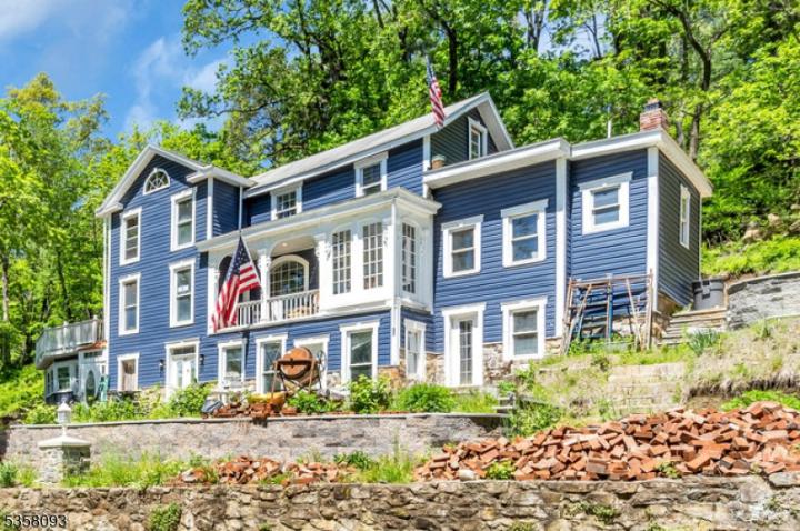 Photo of 12 Sanatorium Road, Glen Gardner NJ
