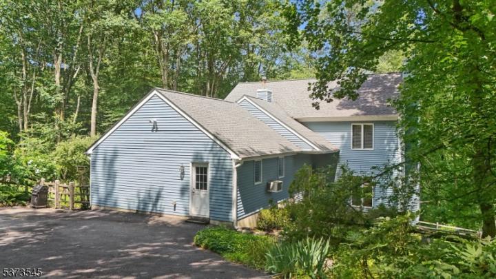 Photo of 528 Brian Dean Drive, Glen Gardner NJ