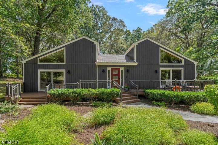 Photo of 1 Fawn Ridge Road