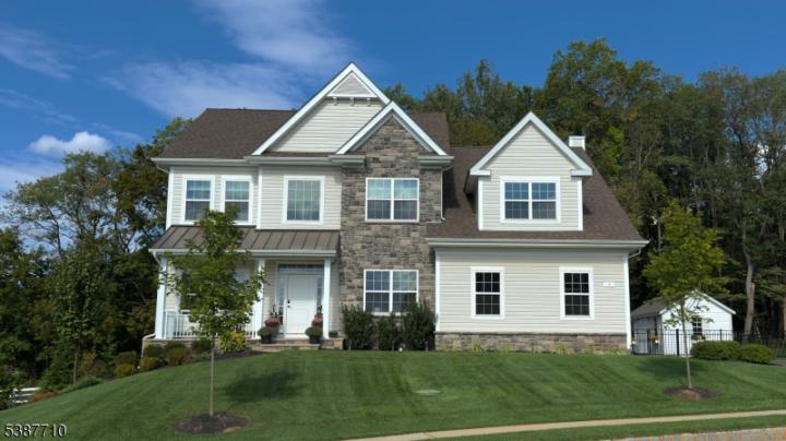 Photo of 9 Sanderson Court, Readington NJ