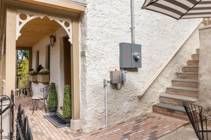 Photo of 12 Weeden Street