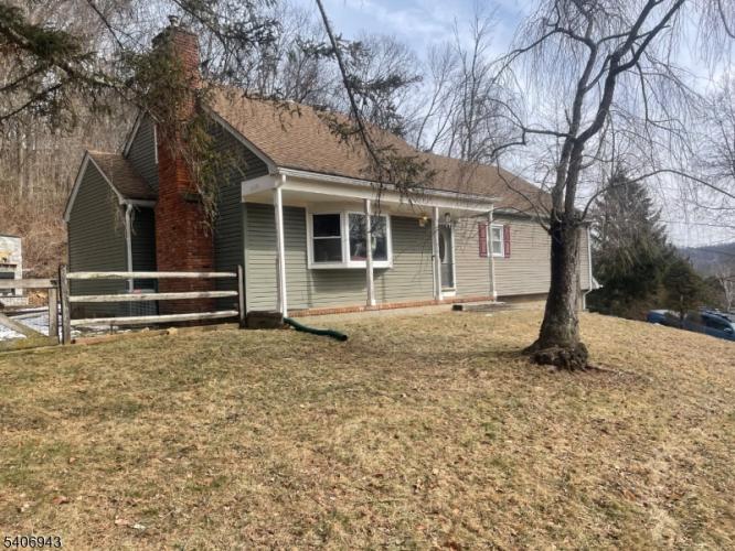 Photo of 8 Diana Court, Lebanon NJ