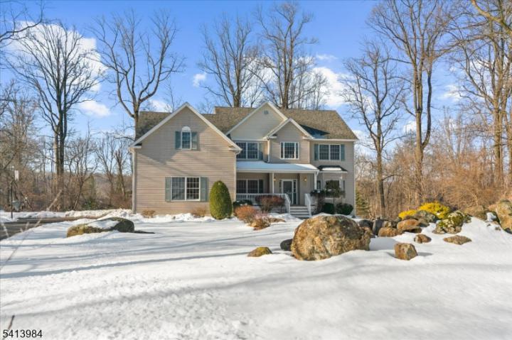 Photo of 205 Hogan Court, Bethlehem NJ