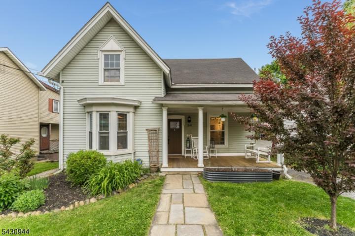 Photo of 64 Brunswick Avenue