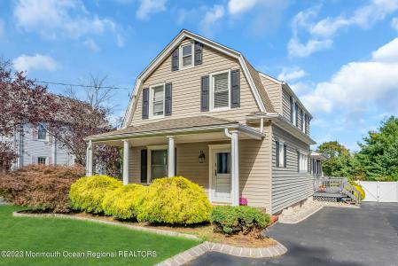 Photo of 308 Monmouth Road, West Long Branch NJ