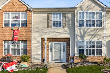 Photo of 54 Grassmere Court 2, Freehold NJ