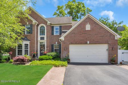 Photo of 1 Warren Point Court, Howell NJ