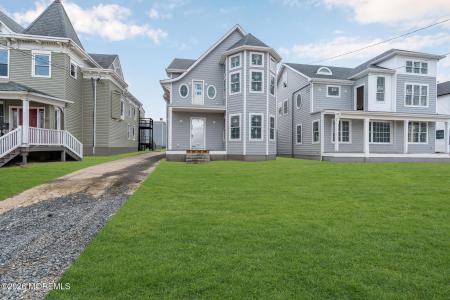 Photo of 304 3rd Avenue