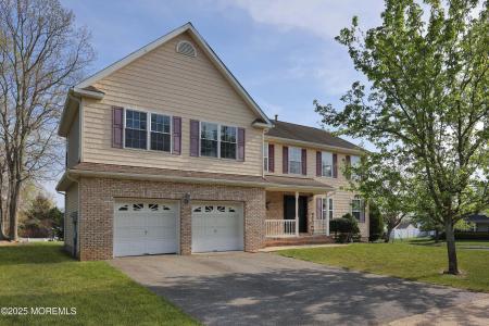 Photo of 22 Roe Lane, Howell NJ