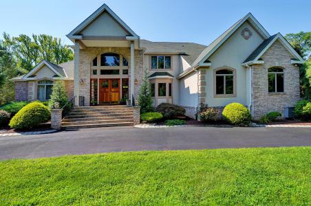 Photo of 7 Mccampbell Road, Holmdel NJ