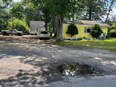 Photo of 1300 Us Highway 9, Howell NJ
