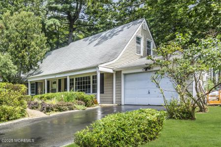 Photo of 9 Jubilee Circle, Aberdeen NJ