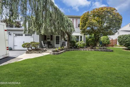 Photo of 9 Yellowstone Lane, Howell NJ