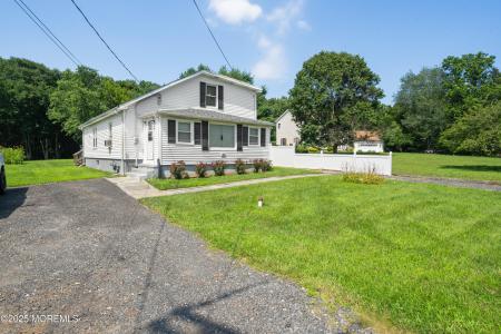 Photo of 454 Stagecoach Road, Millstone NJ
